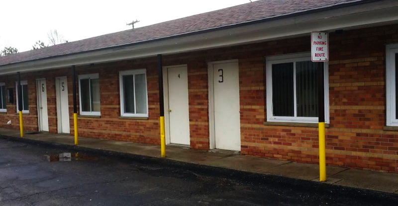 Starlite Motel (Skipper Motel) - From Web Listing (newer photo)